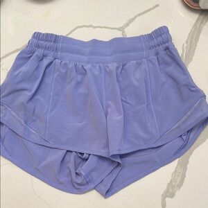Lululemon Hotty Hot Low-Rise 2.5 Shorts